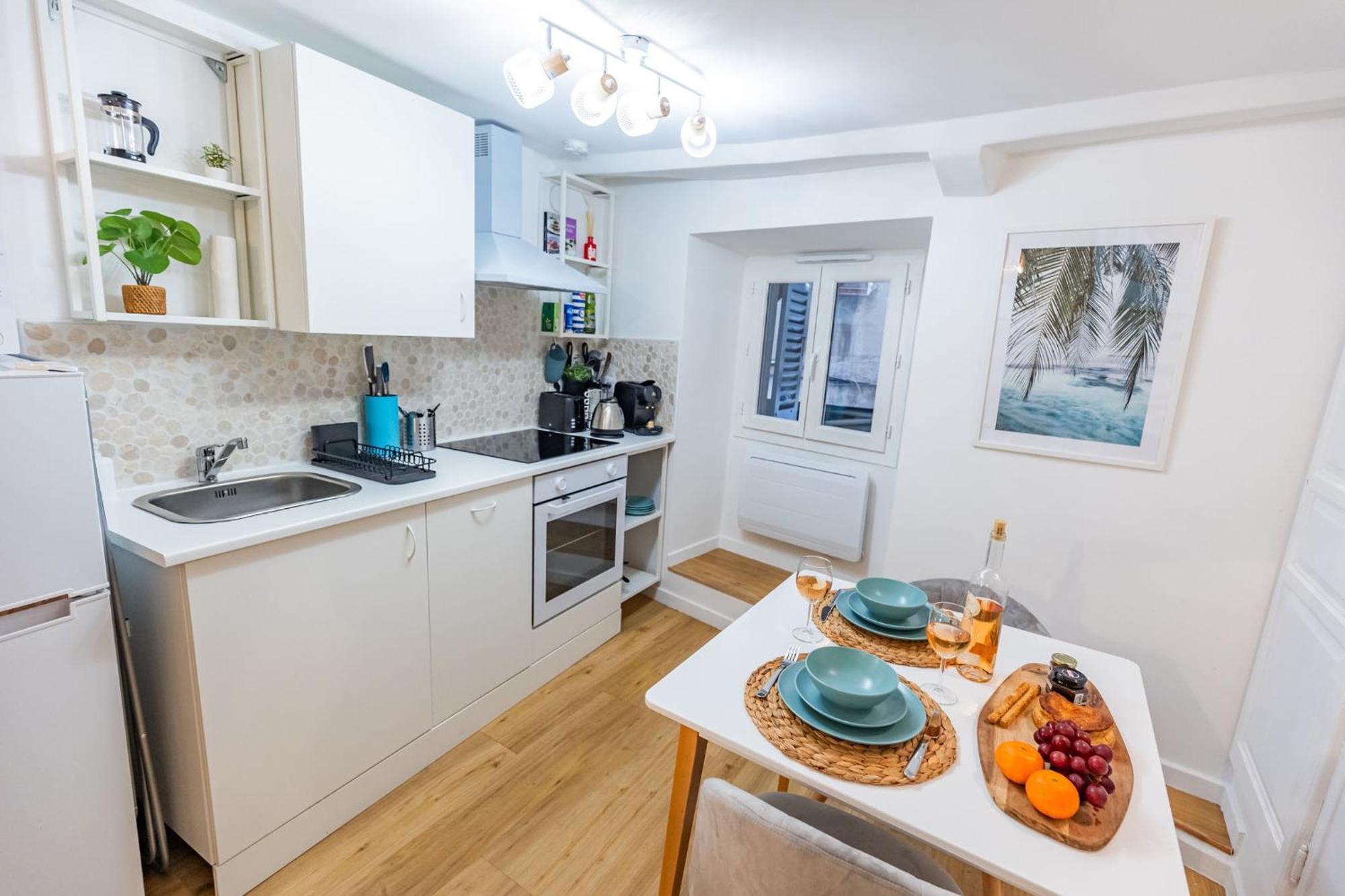 Studio Cozy Centre Avec Parking Грасс Экстерьер фото