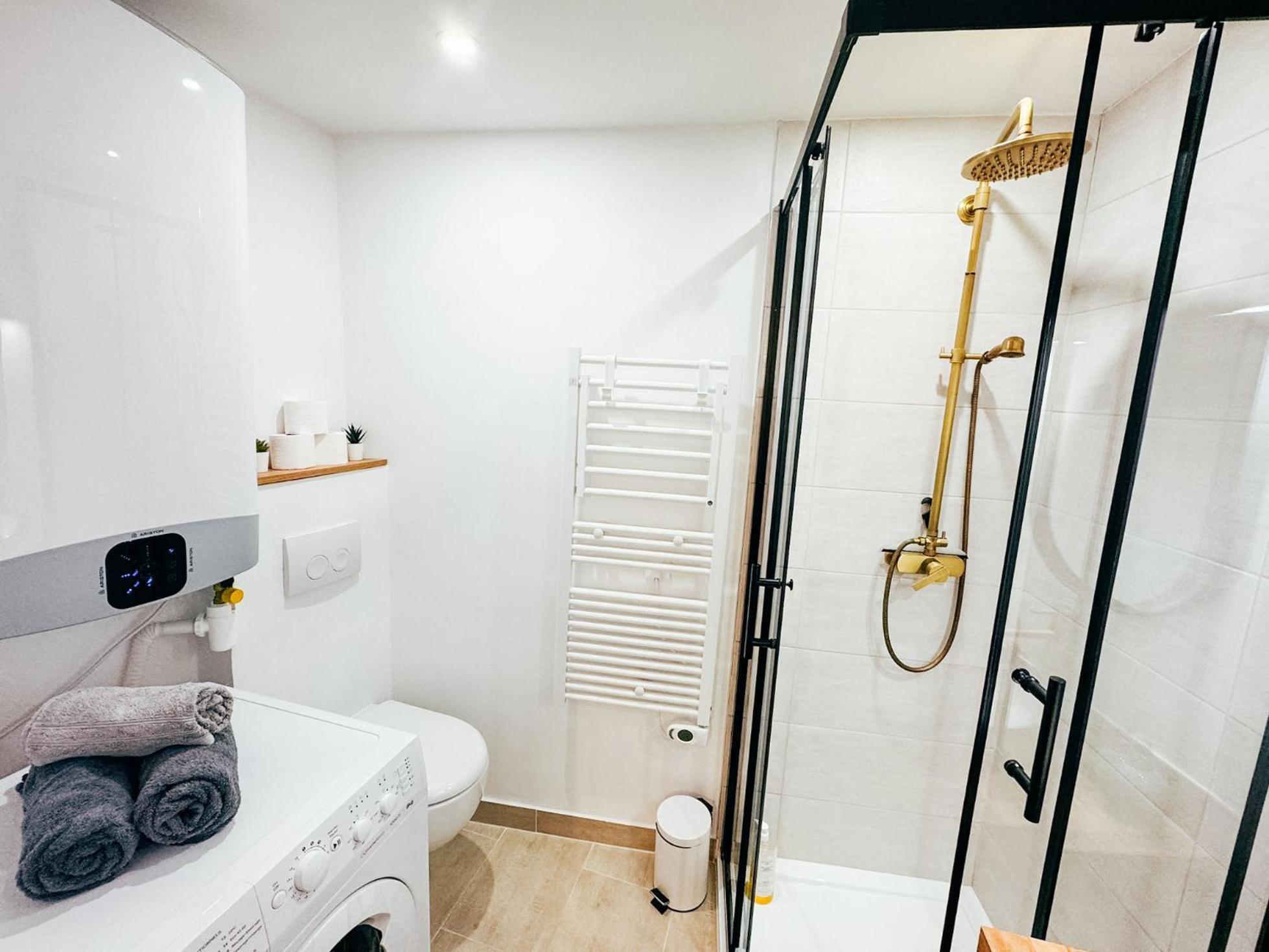 Studio Cozy Centre Avec Parking Грасс Экстерьер фото