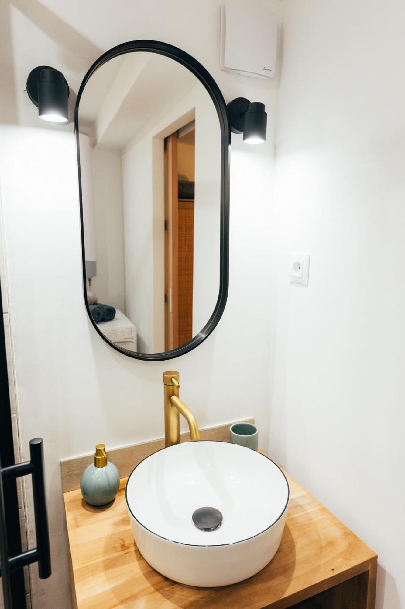 Studio Cozy Centre Avec Parking Грасс Экстерьер фото